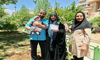 برگزاری غرفه سلامت و آیین کاشت نهال به نام فرزندان همکاران در پارک شهید توکلی